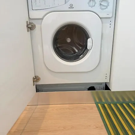 Martenik Apartment, Vicino San Raffaele E Milano *