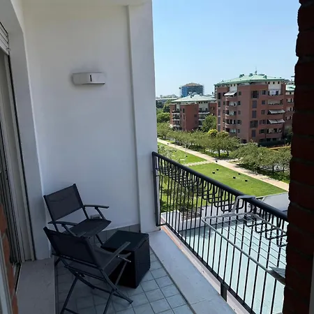 Martenik Apartment, Vicino San Raffaele E Milano Lägenhet *